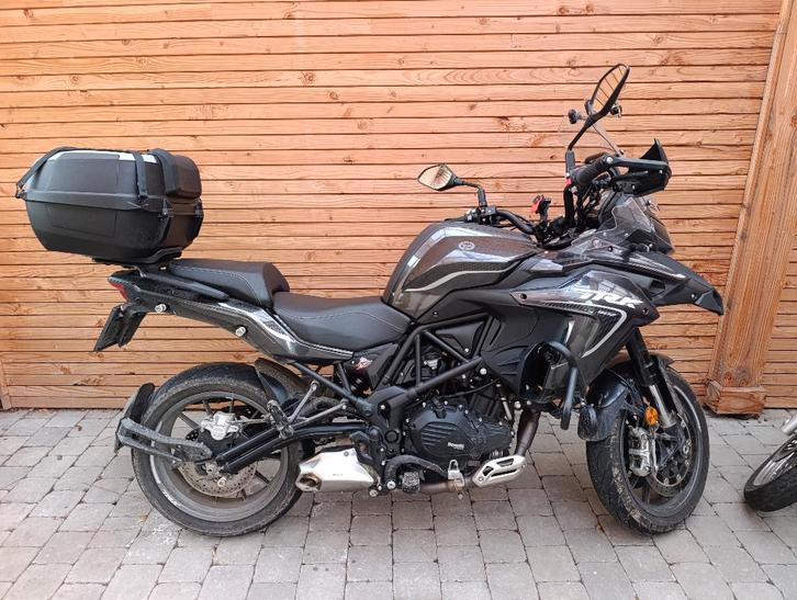 Benelli TRK 502, Motos, Motoren | Benelli, Particulier, Tourisme, 12 à 35 kW, 2 cylindres, Permis Moto A2 minimum, ABS, Poignées chauffantes