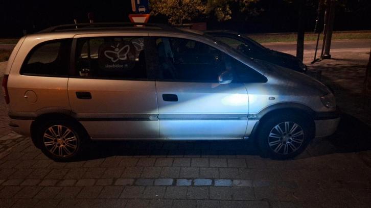 ​ UNIEKE KANS: Opel Zafira 1.6-16V (Z16XE) | 163.955 KM, Auto's, Opel, Particulier, Zafira, Airbags, Centrale vergrendeling, Elektrische buitenspiegels