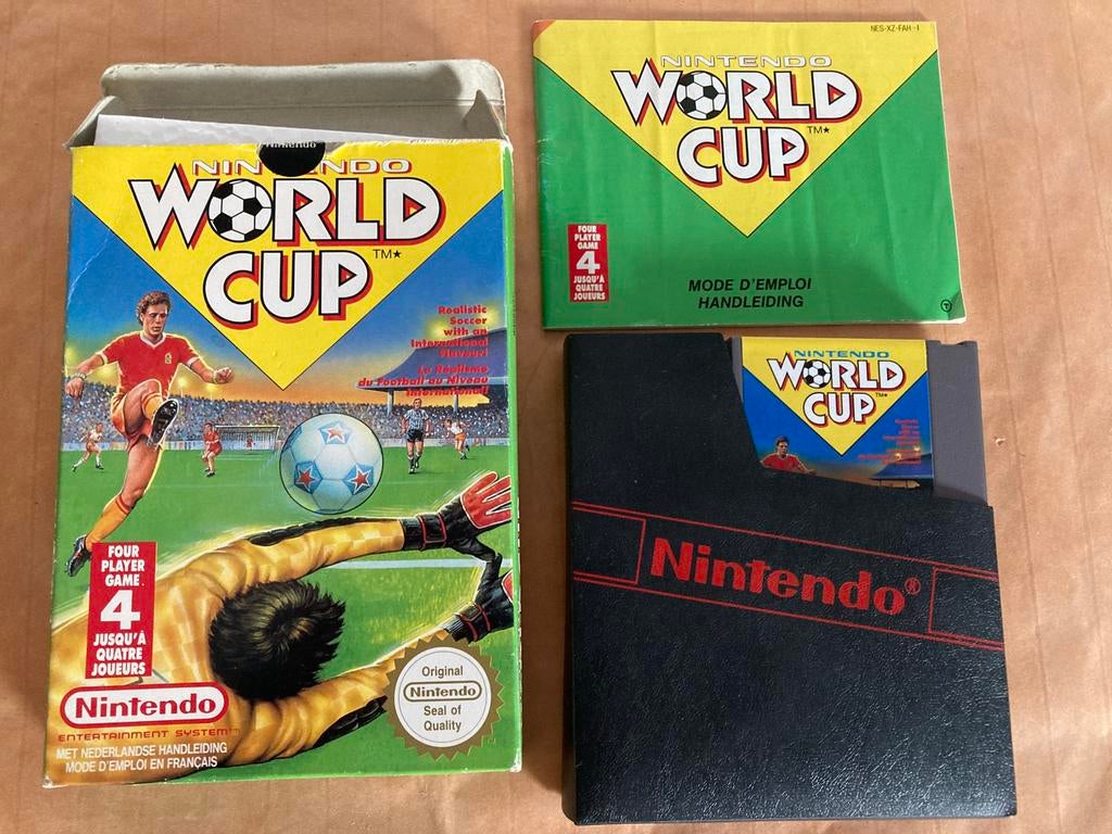 Nintendo NES World Cup game (CIB), Ophalen of Verzenden, Gebruikt, Sport