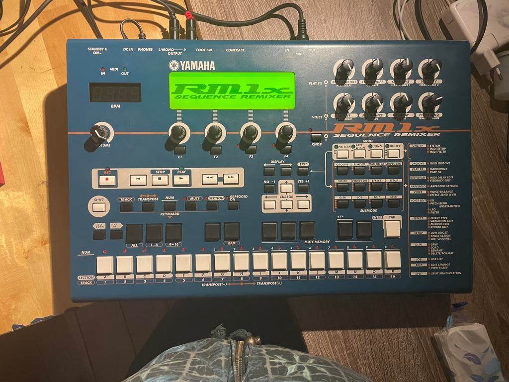 Yamaha rm1x, Enlèvement ou Envoi, Comme neuf, Yamaha