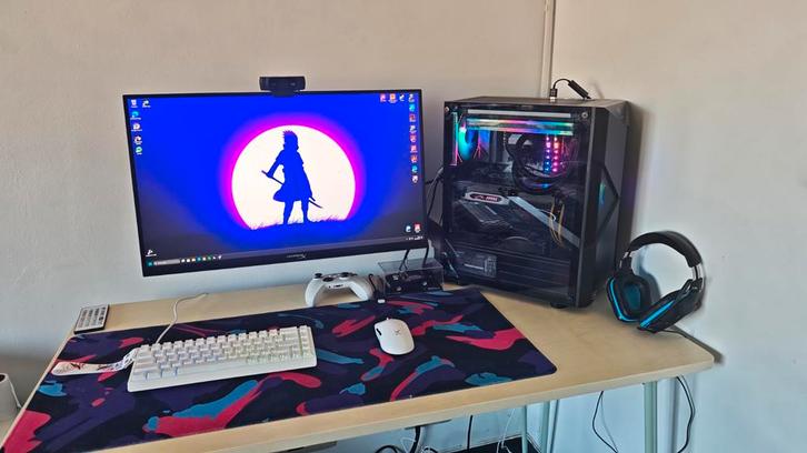 Setup Pc Gamer, Informatique & Logiciels, Ordinateurs de bureau, SSD, Enlèvement