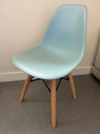 mini eames chair for kids, Huis en Inrichting, Stoelen, Ophalen, Kunststof, Overige kleuren, Zo goed als nieuw