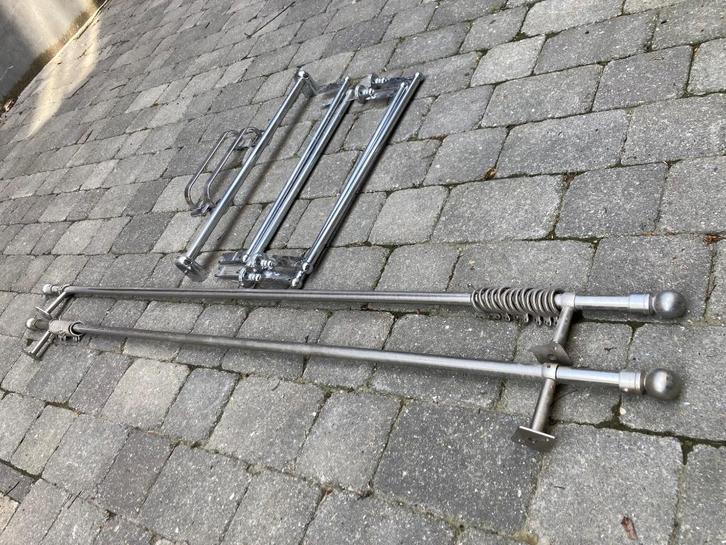 Set sanitaire : Tringles a rideaux, porte serviettes,etc, Bricolage & Construction, Sanitaire, Autres types, Chrome, Inox, Enlèvement ou Envoi