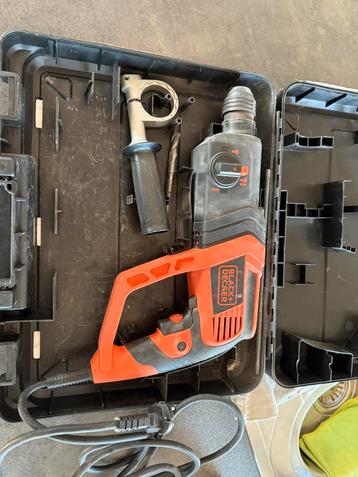 Klopboormachine Black en Decker zo goed als nieuw  beschikbaar voor biedingen