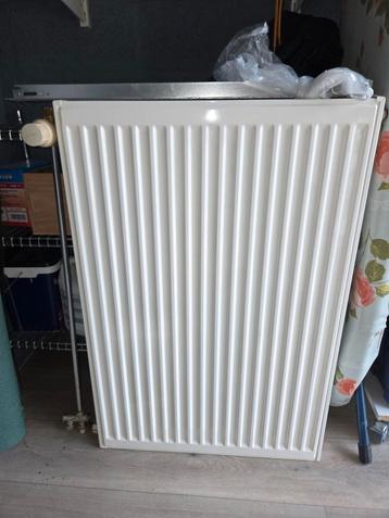 Van Marck radiateur H: 900 x 600 x 22 beschikbaar voor biedingen