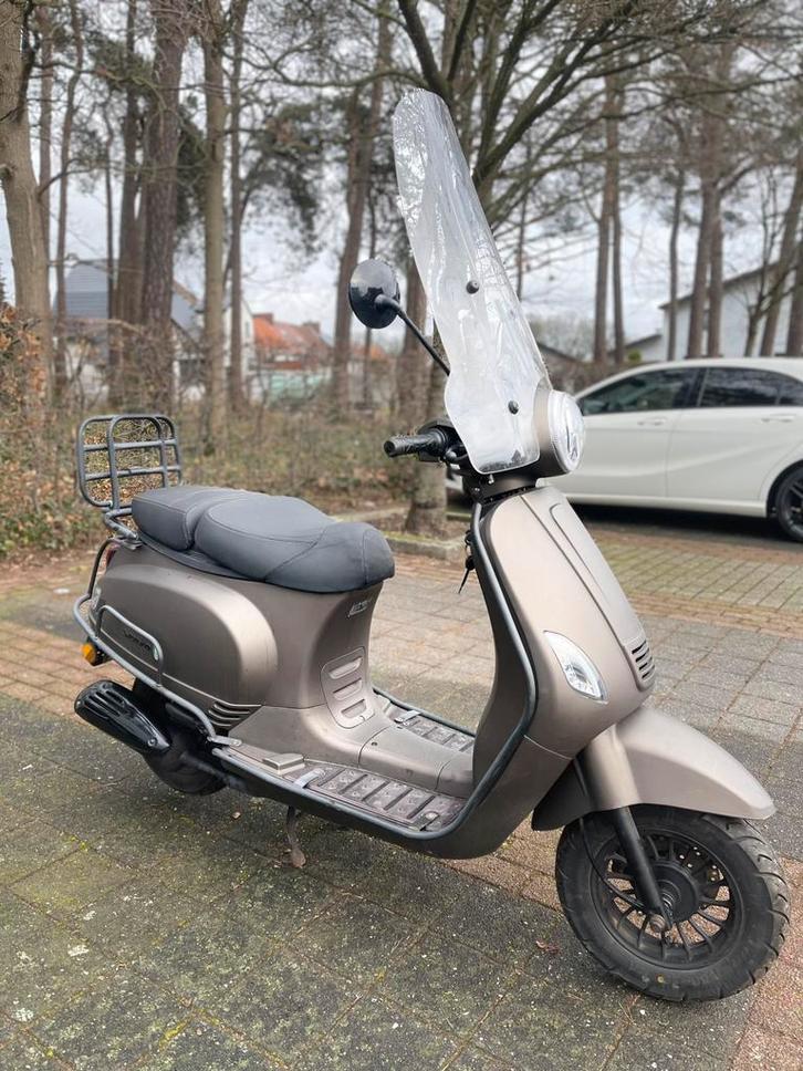 SENZO RIVALUX 2022 A KLASSE, Fietsen en Brommers, Snorfietsen en Snorscooters, Zo goed als nieuw, Ophalen