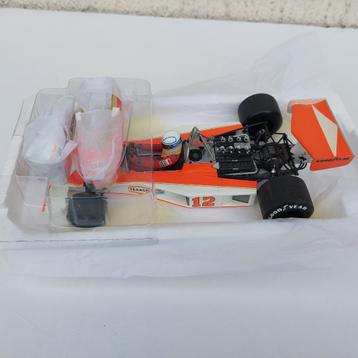 MINCHAMPS 1/18 MCLAREN FORD M23J MASS 1976 + BUISDOOS beschikbaar voor biedingen