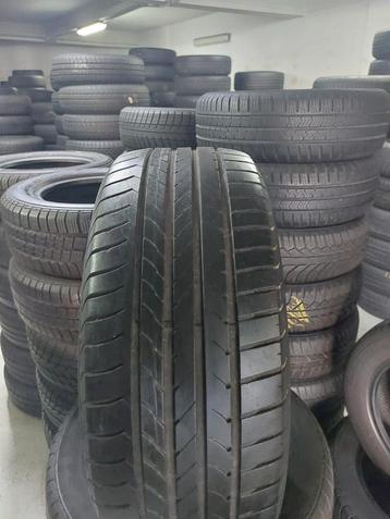 21550r17 215 50 r17 215/50/17 Goodyear Dunlop avec montage 