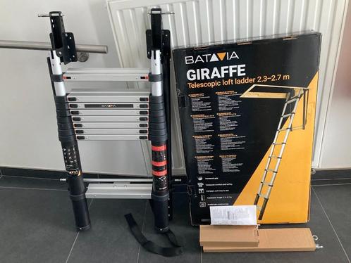Telescopische Zoldertrap van 2.30 - 2.65 meter (nieuw), Doe-het-zelf en Bouw, Ladders en Trappen, Nieuw, Ladder, 2 tot 4 meter