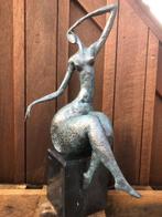 bronzen art sculptuur elegant moderne vrouw, Ophalen of Verzenden