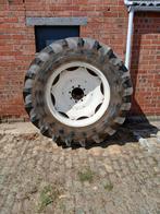 Banden + velgen 20.8 R38, Zakelijke goederen, Landbouw | Onderdelen | Banden, Velgen en Assen, Ophalen
