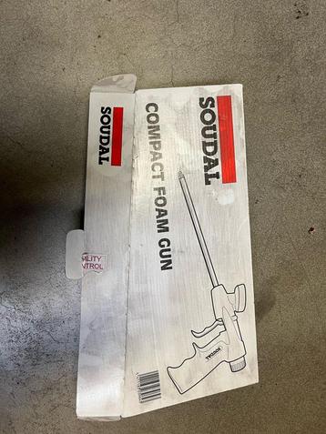 nieuw SOUDAL 109953 Compact schuimpistool beschikbaar voor biedingen