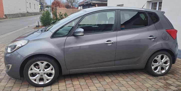 Hyundai IX20 CRDi, Autos, Hyundai, Particulier, iX20, ABS, Airbags, Air conditionné, Alarme, Bluetooth, Ordinateur de bord, Verrouillage central