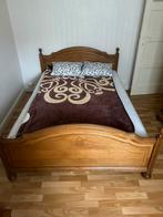 Chambres à coucher complète lits sommier garde robe, Deux personnes, Utilisé
