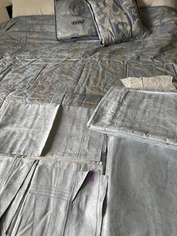Bedset Gianni VERSACE  beschikbaar voor biedingen
