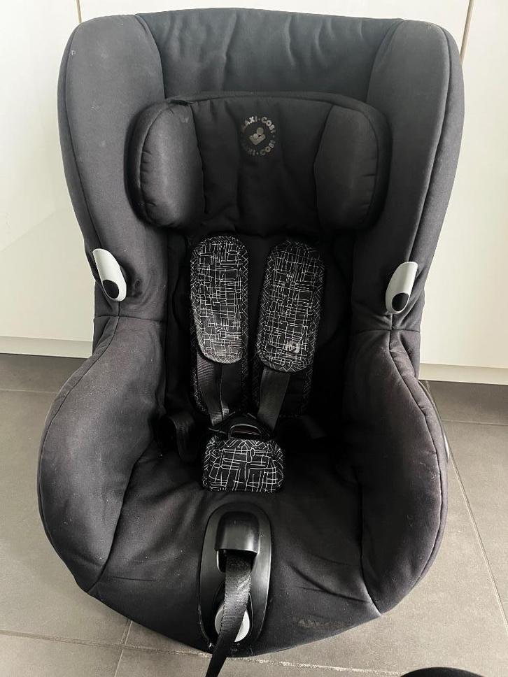 Maxi cosi axiss black grid, Kinderen en Baby's, Autostoeltjes, Gebruikt, Maxi-Cosi, 9 t/m 18 kg, Autogordel, Slaapstand, Zijbescherming