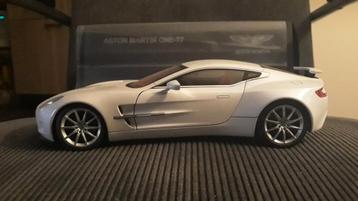 Autoart 70244 1/18 Aston Martin 0ne77 Signature Gelimiteerd  beschikbaar voor biedingen