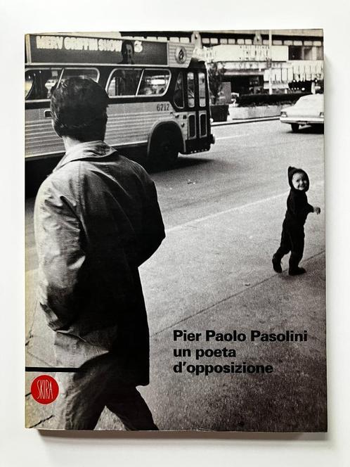 Pier Paolo Pasolini un poeta d'opposizione + originele foto, Boeken, Film, Tv en Media, Ophalen