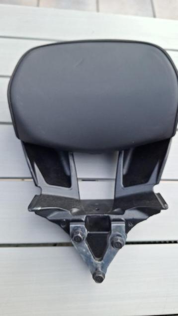 Yamaha XMax 300 - ruggesteun beschikbaar voor biedingen