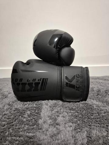 Bokshandschoenen KING PRO BOXING Maat 12oz beschikbaar voor biedingen