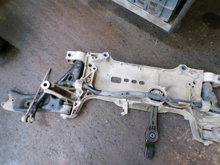 Berceau avant VW Passat 6 BK 2.0TDi 103kw 2010-2015 LP/15137, Auto-onderdelen, Ophanging en Onderstel, Gebruikt, Ophalen