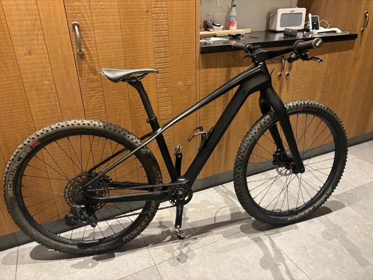 carbon MTB center top 40 cm voor kinderen, Fietsen en Brommers, Fietsen | Mountainbikes en ATB, Ophalen of Verzenden