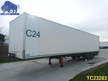 SYSTEM TRAILERS Closed Box (bj 2014)