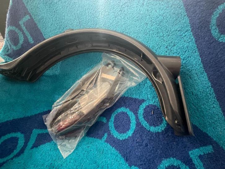 Garde-boue arrière + feu stop pour Xiaomi M365 / Lite / 1S, Vélos & Vélomoteurs, Trottinettes, Neuf, Step électrique (E-scooter)