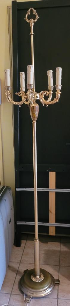 Lampadaire ancien style St Louis XVI  laiton, bronze et onyx beschikbaar voor biedingen