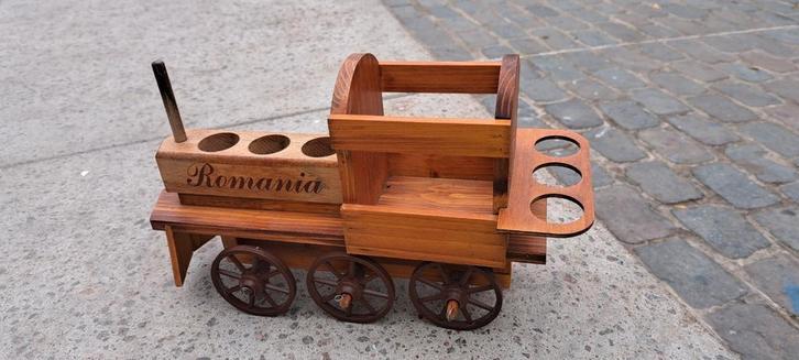 Presentatie van alcohol in de trein, Hobby en Vrije tijd, Modelbouw | Radiografisch | Overige, Zo goed als nieuw, Ophalen