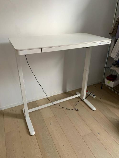 Euroseats zit-sta bureau elektrisch, Elektronische apparatuur, Overige elektronische apparatuur, Zo goed als nieuw, Ophalen