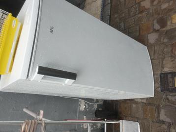 Frigo AEG, 120 à 140 cm, Sans bac à congélation, Enlèvement, Utilisé