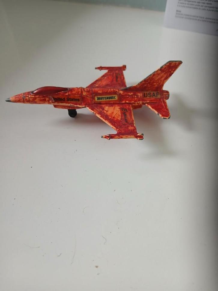 Matchbox f-16, Hobby en Vrije tijd, Modelbouw | Vliegtuigen en Helikopters, Ophalen of Verzenden