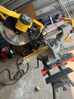 powerplus afkortzaag 2200w met tafel, Doe-het-zelf en Bouw, Gereedschap | Zaagmachines, Ophalen, Zo goed als nieuw, Powerplus