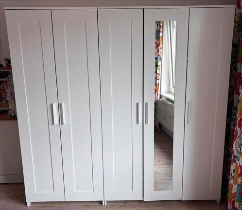 Kleerkasten van Ikea type ‘Brimnes’, Huis en Inrichting, Kasten | Kleerkasten, Zo goed als nieuw, Ophalen
