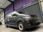 Opel Vivaro E50 KWh L1H1 136pk Bj.2022, Auto's, Zwart, Leder en Stof, Opel, 5 deurs