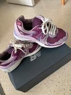 New balance 2002r, Sports & Fitness, Neuf