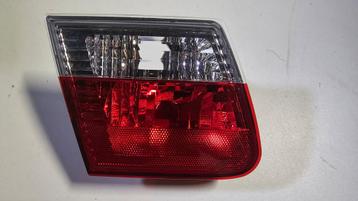 Design achterlicht helder wit rood op achterklep links BMW 3 beschikbaar voor biedingen