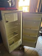 Koelkast met vriesvak - gratis af te halen, Elektronische apparatuur, Koelkasten en IJskasten, Ophalen, 150 tot 200 liter, Gebruikt