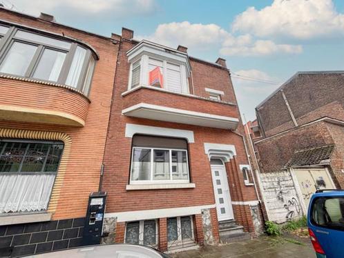 Maison à vendre à Marcinelle, 2 chambres, Immo, Huizen en Appartementen te koop, Vrijstaande woning, F