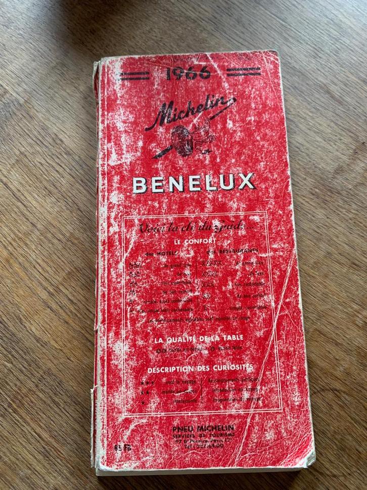 Michelin Benelux 1966 1ère édition? guide rouge Mauvais état, Boeken, Reisgidsen, Gelezen, Reisgids of -boek, Benelux, Michelin