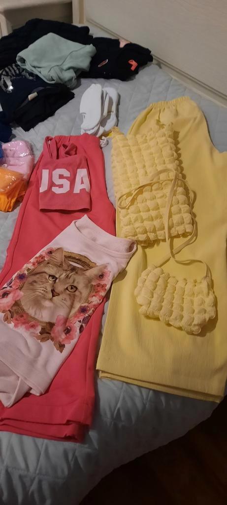 11 setjes +-40 stuks mooie meisjeskleding al seizoen, Kinderen en Baby's, Kinderkleding | Kinder-kledingpakketten, Zo goed als nieuw