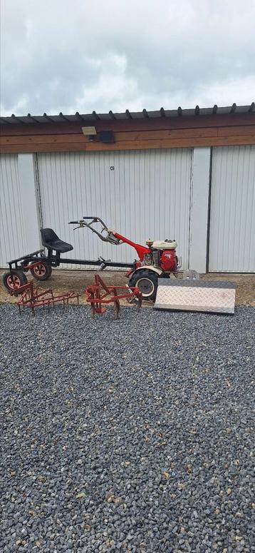 HONDA F30 rototiller - Motocultor - Helmstok  beschikbaar voor biedingen