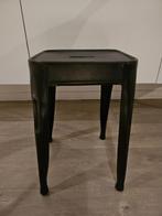 Set van stoelen en krukjes, Huis en Inrichting, Krukjes, Ophalen, Zo goed als nieuw, IJzer