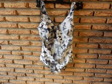 (72) - maillot femme t.42 noir blanc vert beschikbaar voor biedingen