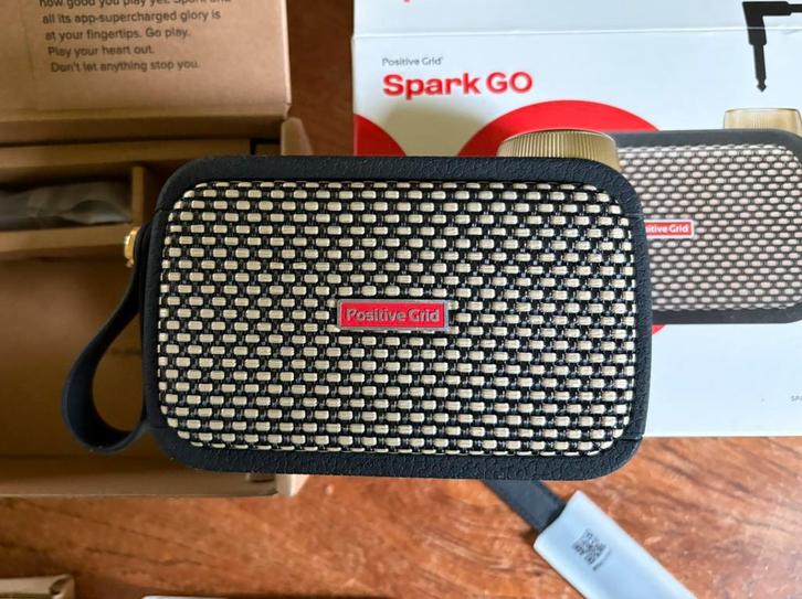 Positive Grid Spark GO, Muziek en Instrumenten, Versterkers | Bas en Gitaar, Zo goed als nieuw, Minder dan 50 watt, Ophalen of Verzenden