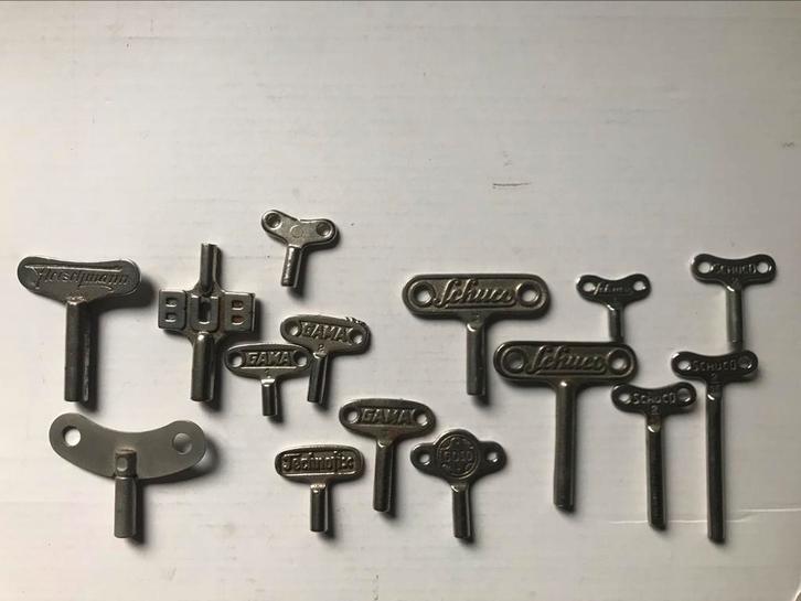 Speelgoed opdraai sleutels Schuco, BUB Technofix etc, Antiek en Kunst, Antiek | Speelgoed, Verzenden