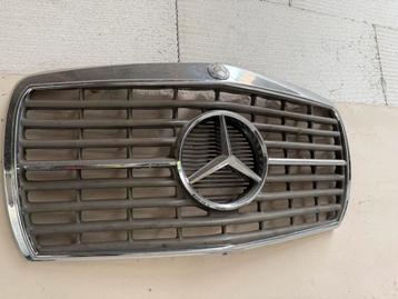 Grille mercedes w123 beschikbaar voor biedingen