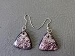 Oorbellen, Handtassen en Accessoires, Oorbellen, Ophalen of Verzenden, Zo goed als nieuw, Paars