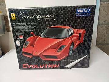 Nikko Evolution Enzo Ferrari 1/14 NIEUW, Neuf, Enlèvement ou Envoi, Voiture on road, Échelle 1:14